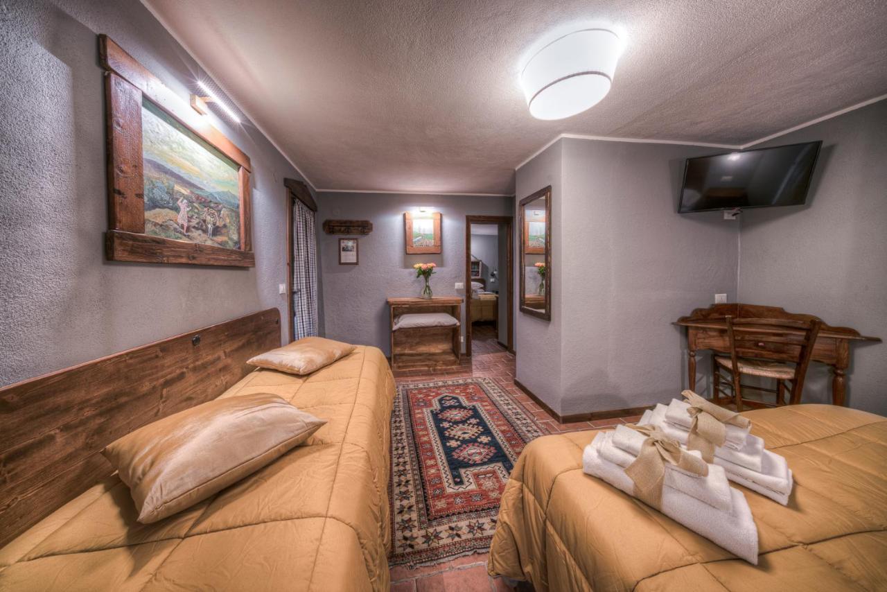 B&B Il Grottino Di อัสแซร์จิ ภายนอก รูปภาพ