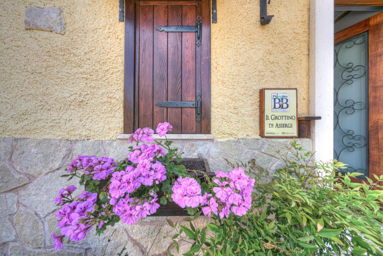 B&B Il Grottino Di อัสแซร์จิ ภายนอก รูปภาพ