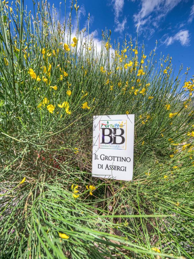 B&B Il Grottino Di อัสแซร์จิ ภายนอก รูปภาพ