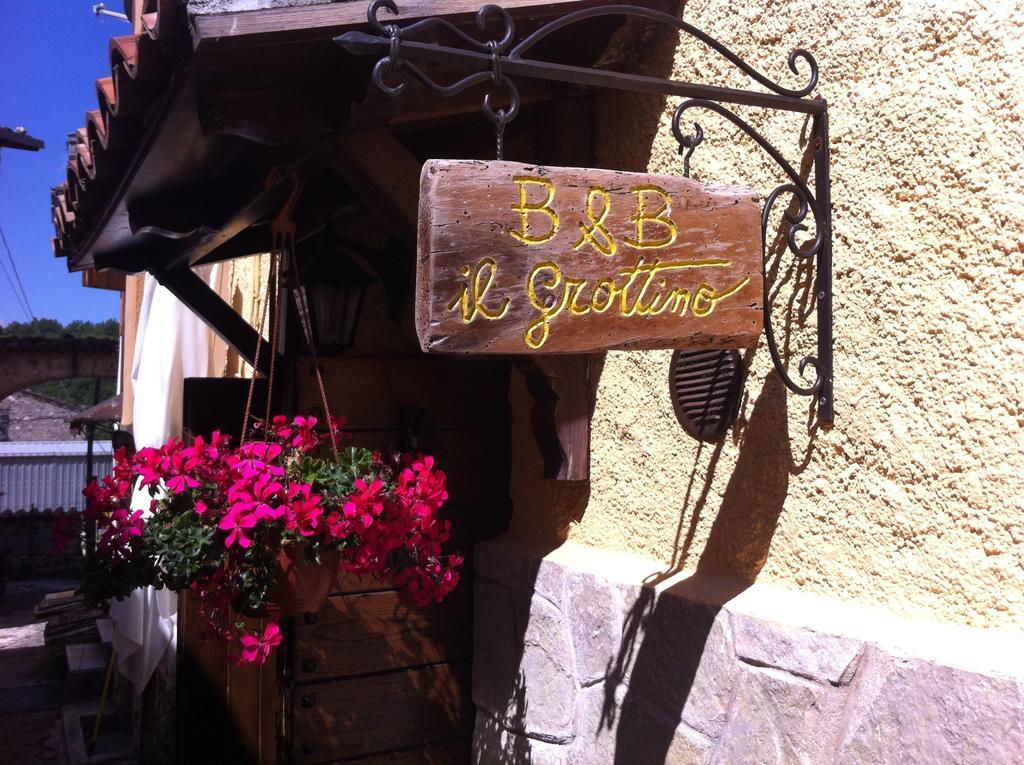 B&B Il Grottino Di อัสแซร์จิ ภายนอก รูปภาพ